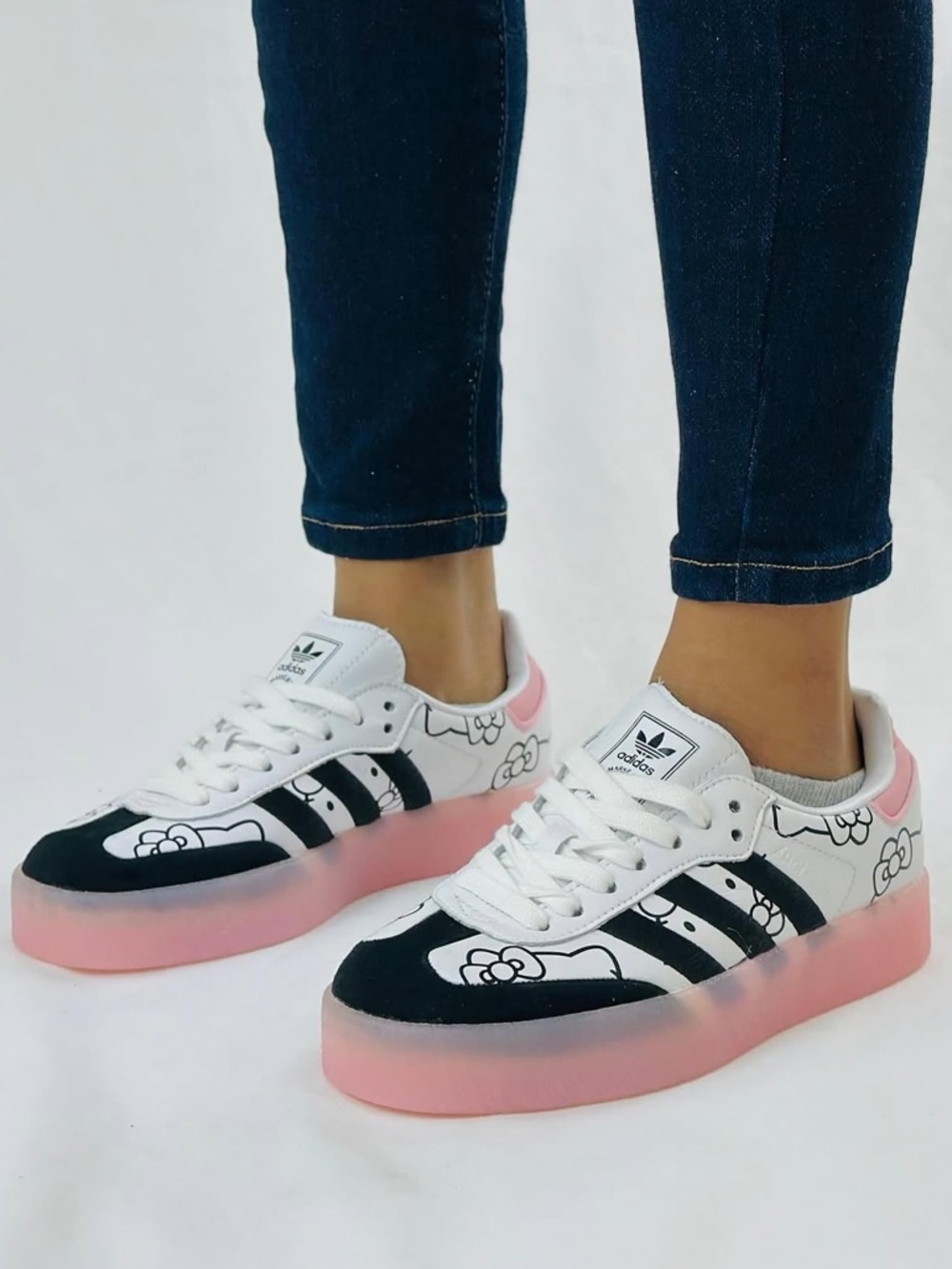 Hello Kitty x adidas Wmns Sambae 'White Black Clear Pink' - 9 - Picture 2 of 4